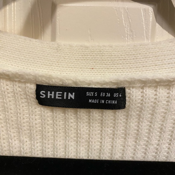 Cropped Knitted Sweater - Picture 3 of 3